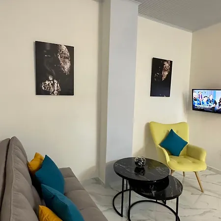 Northern Pearl بيت للعطل Karousádes