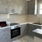 בית נופש Northern Pearl Karousádes